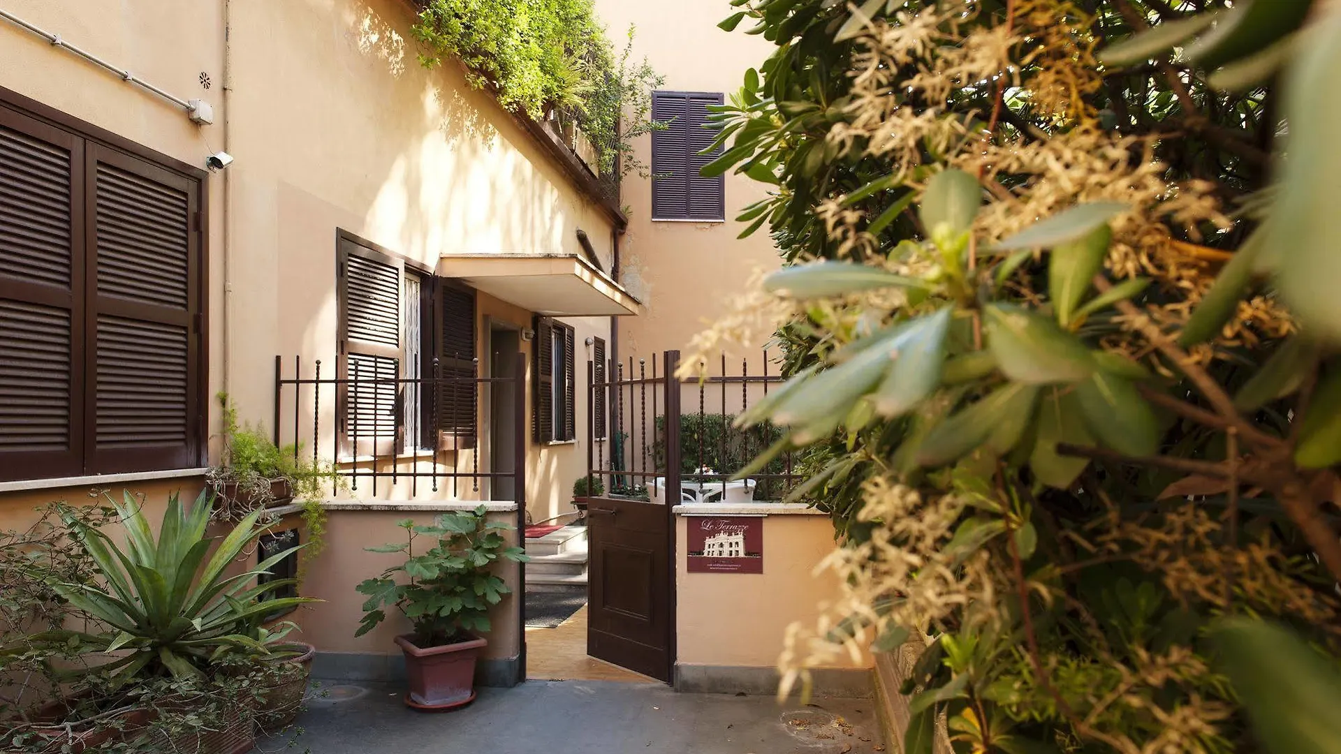 بيت ضيافة Le Terrazze Di San Giovanni روما